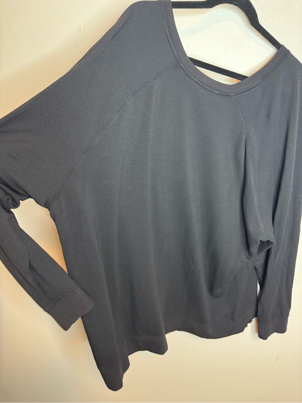 Athleta Mindset Pacific Sweatshirt Black Athleisure Long Sleeve Comfy - Picture 9 of 11
